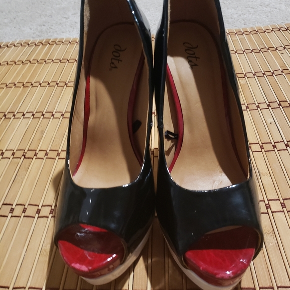 Open toe heels - Picture 2 of 3